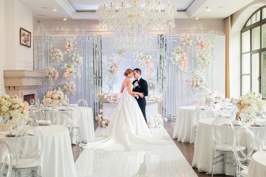 Шато Феникс 4000 кв м