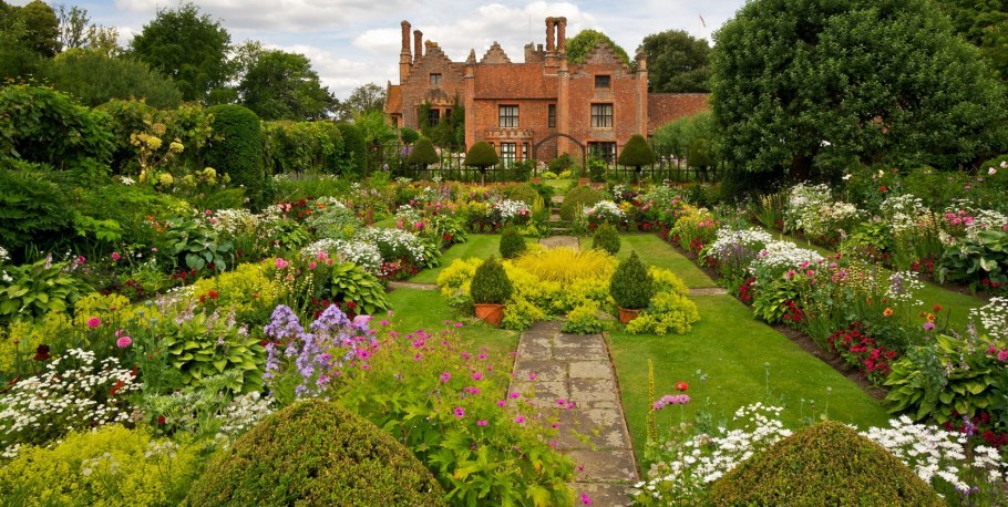Планировка сада в английском стиле