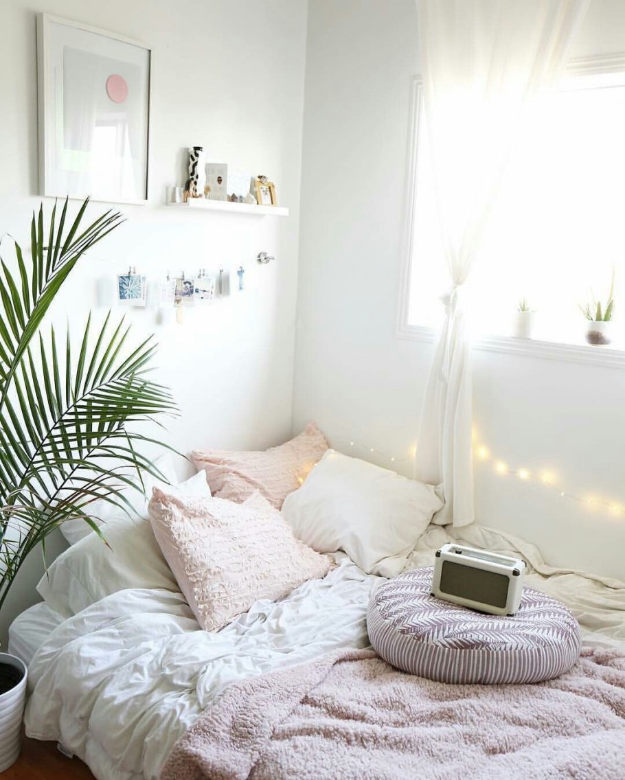 Комната атмосфера