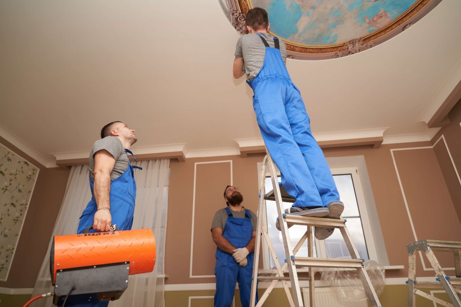 Замерщик натяжных потолков