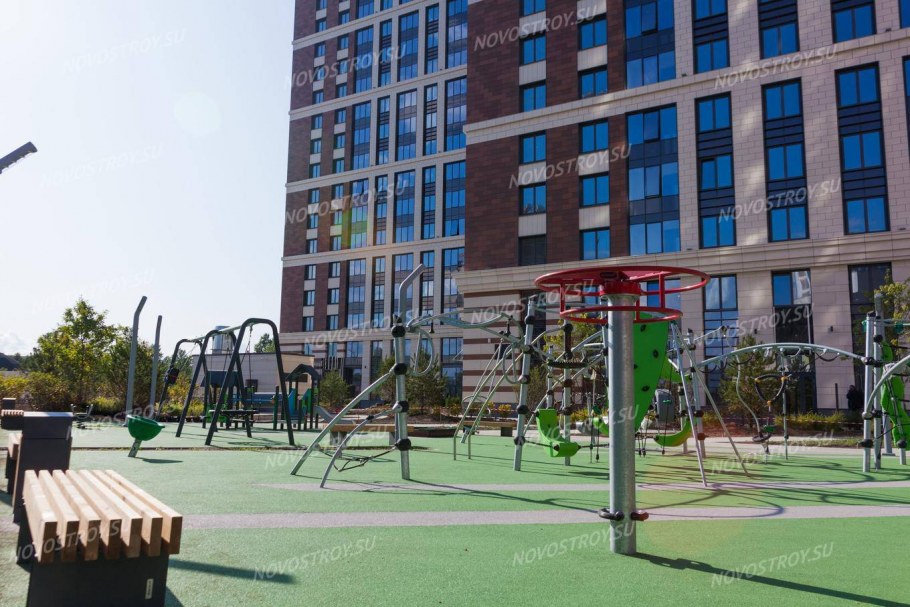 Космонавтов 102 ЖК баухаус