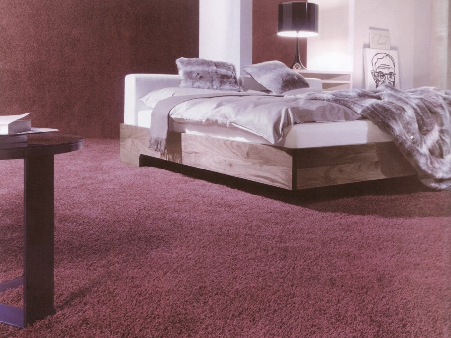 Ковролин в интерьере спальни