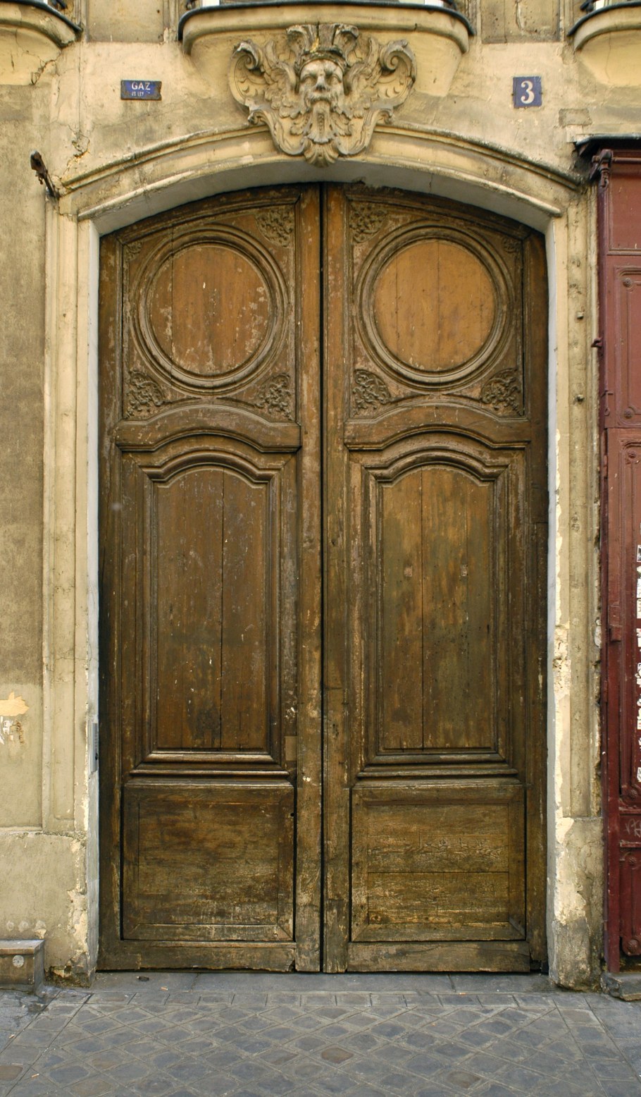 Красивые двери