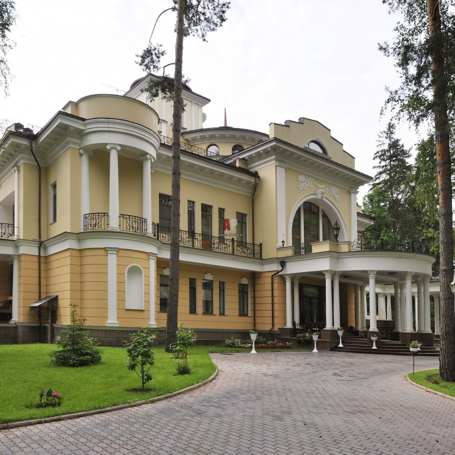 Усадьба, поместье, особняк в стиле русского классицизма