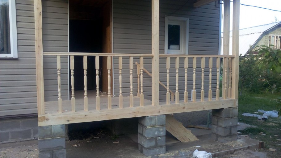 Крыльцо из бруса 150х150