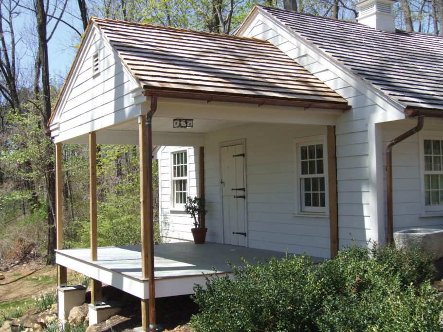 Пристроенное крыльцо к дому