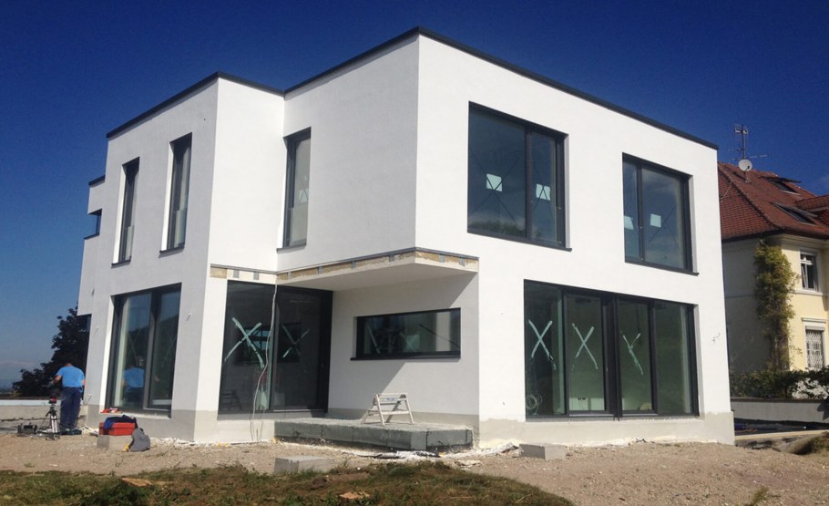 Дом с плоской кровлей из газобетона