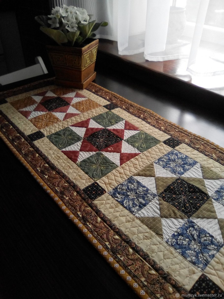 Лоскутная дорожка на стол