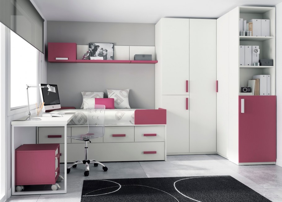 Мебель для маленькой детской