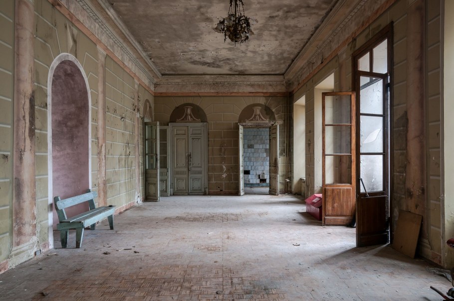 Усадьба Петрово-Дальнее