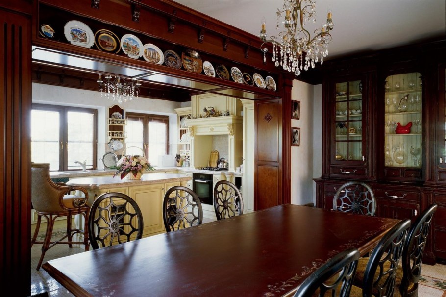 Интерьер столовой в английском стиле
