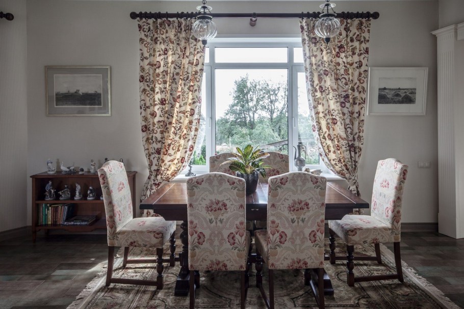 Столовая в стиле 19 века Англия