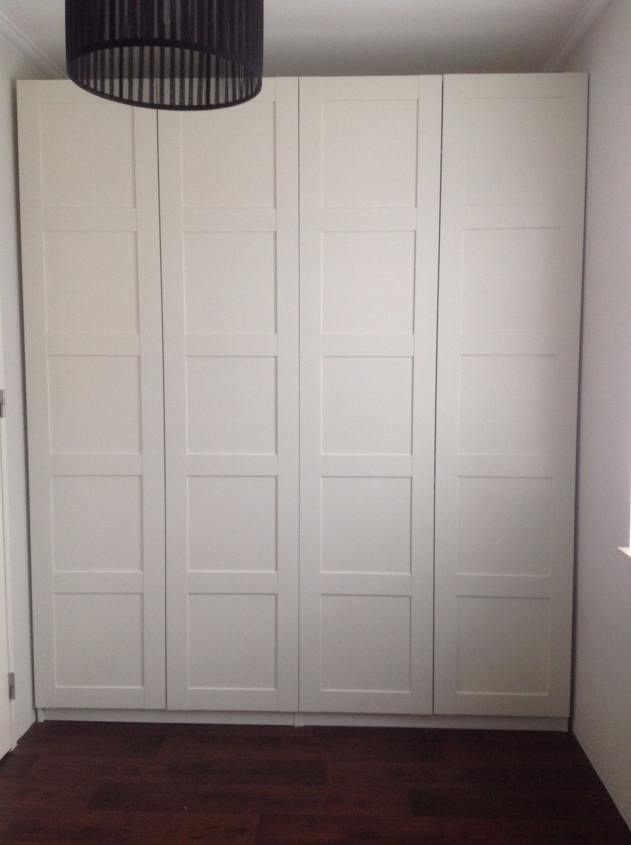 Шкаф ПАКС БЕРГСБУ