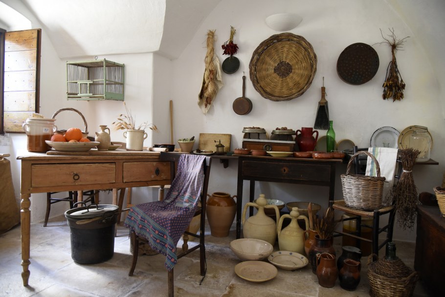 Интерьер кавказской сакли