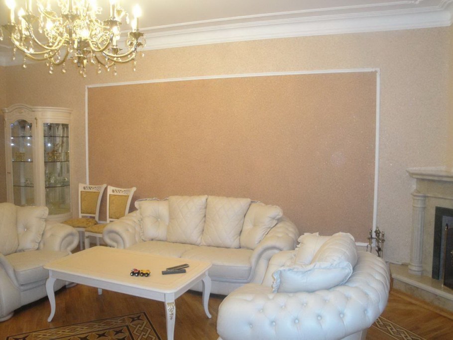 Жидкие обои для зала в квартире
