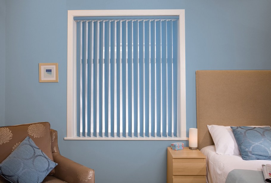 Жалюзи на окна вертикальные