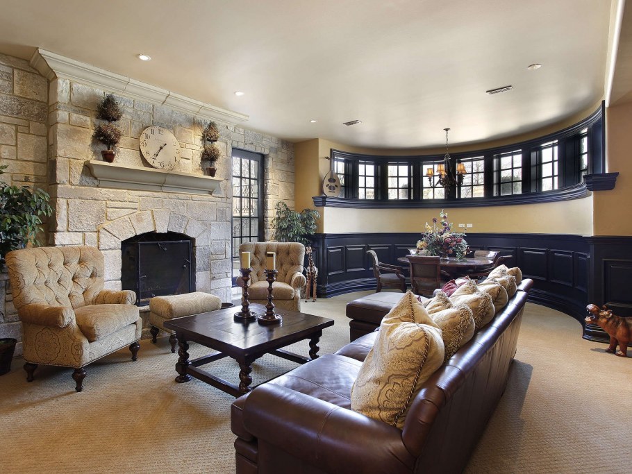 Гостиная в цокольном этаже