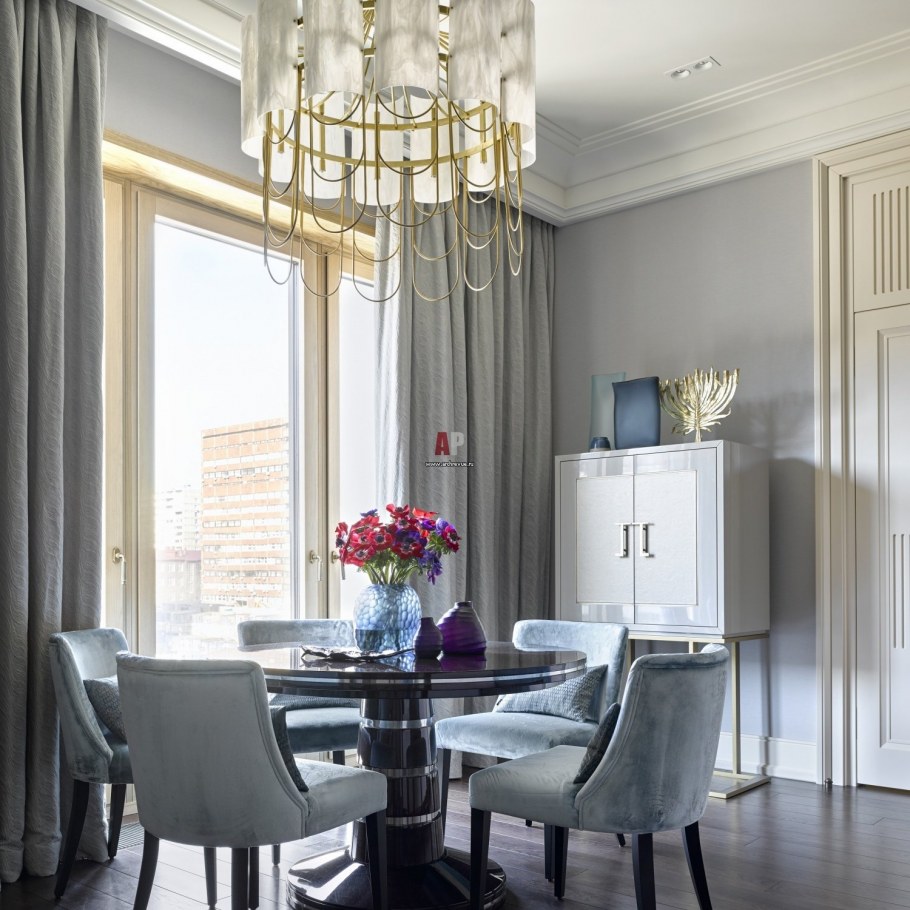 Люстра в стиле ар деко Eichholtz