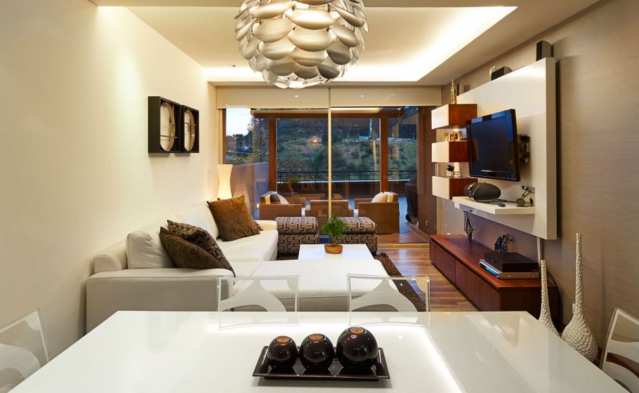 Длинная узкая гостиная