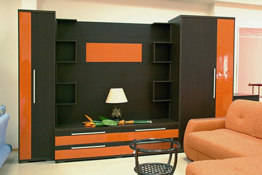 Стенка оранжевая