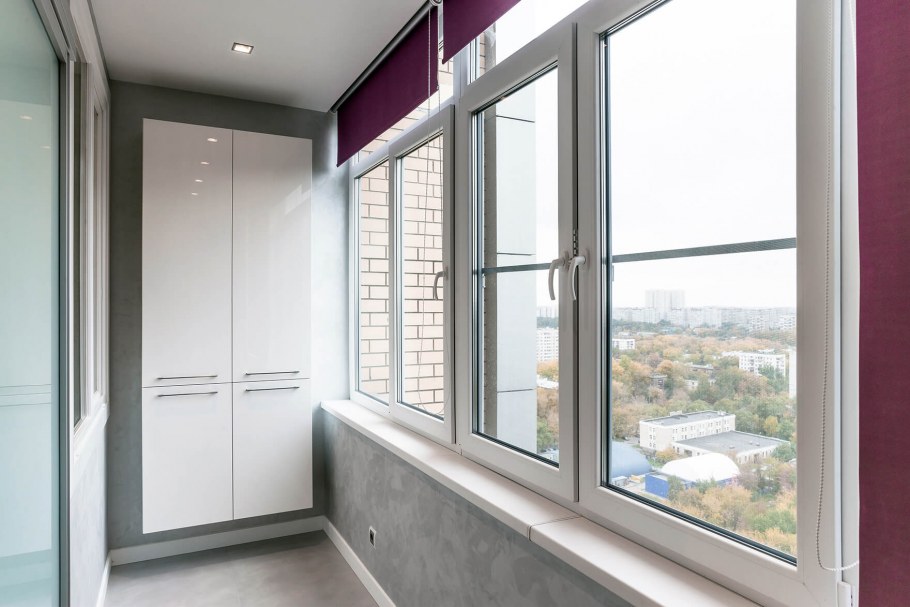 Теплое остекление балкона и лоджии Рехау