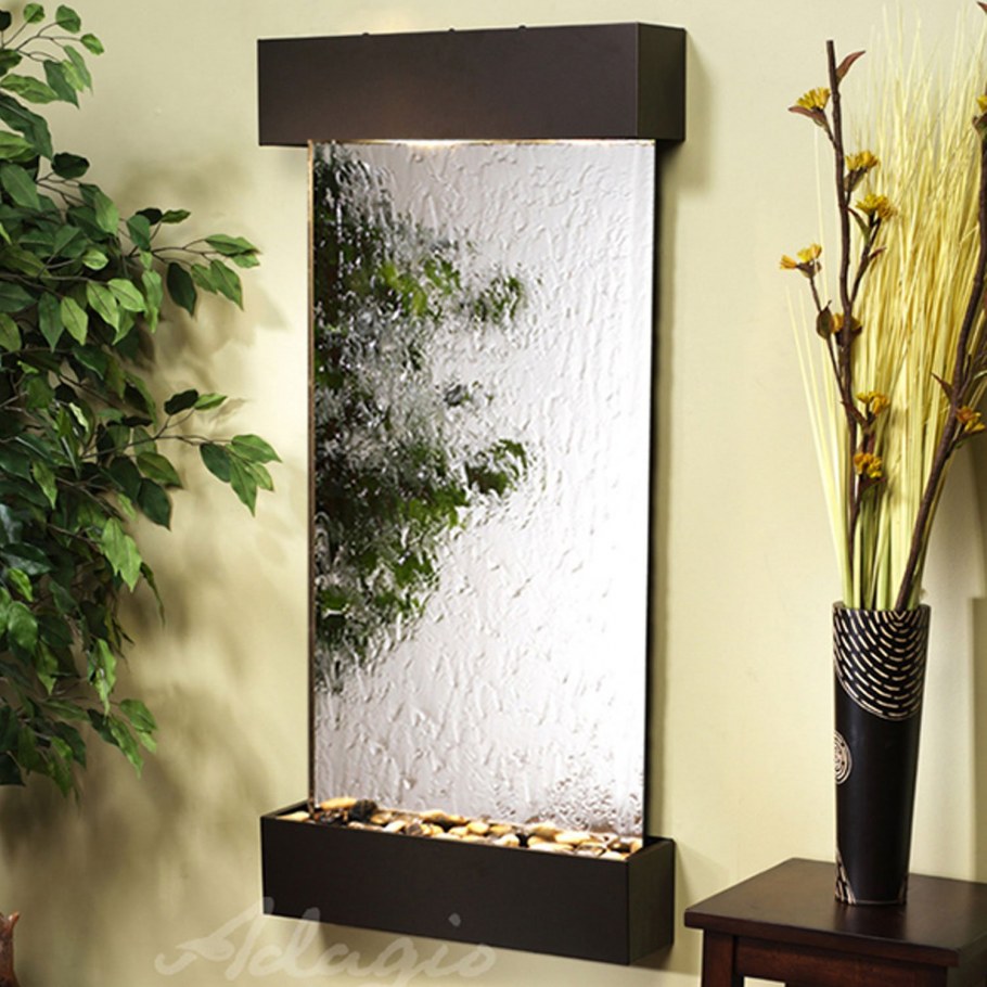 Водопад в квартиру настенный