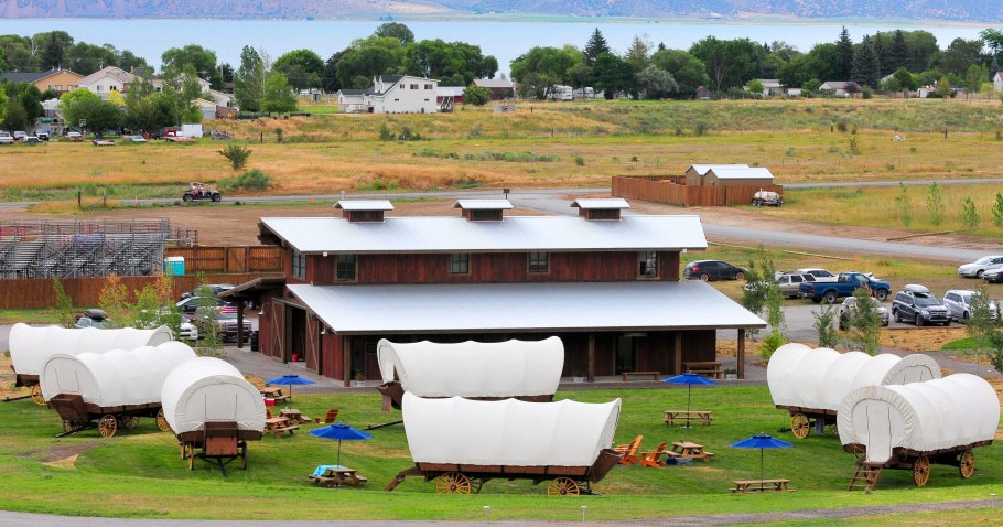 Медвежьи озера бассейн