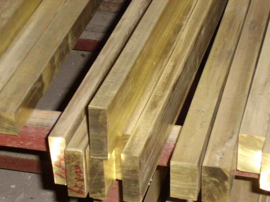 Металлический профиль в интерьере