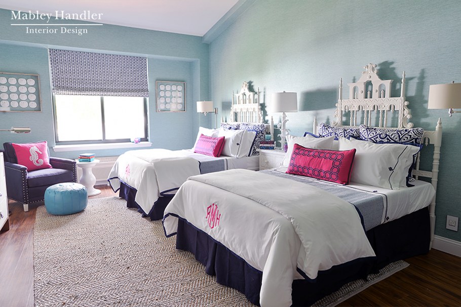 Комната для близняшек девочек