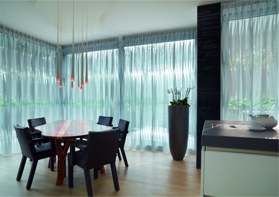 Тюль на кухне в интерьере