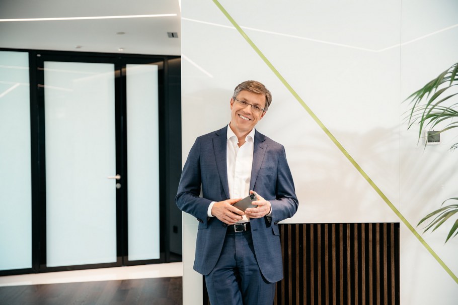 Топтопдом Базис Строй Академический