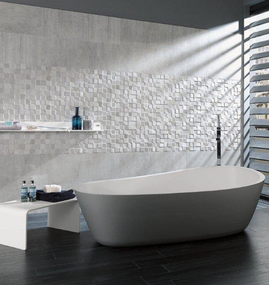 Серо белая ванная комната