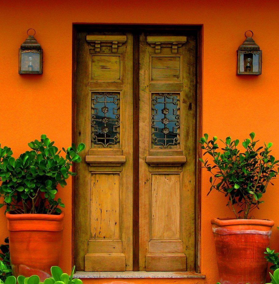 Красивые двери