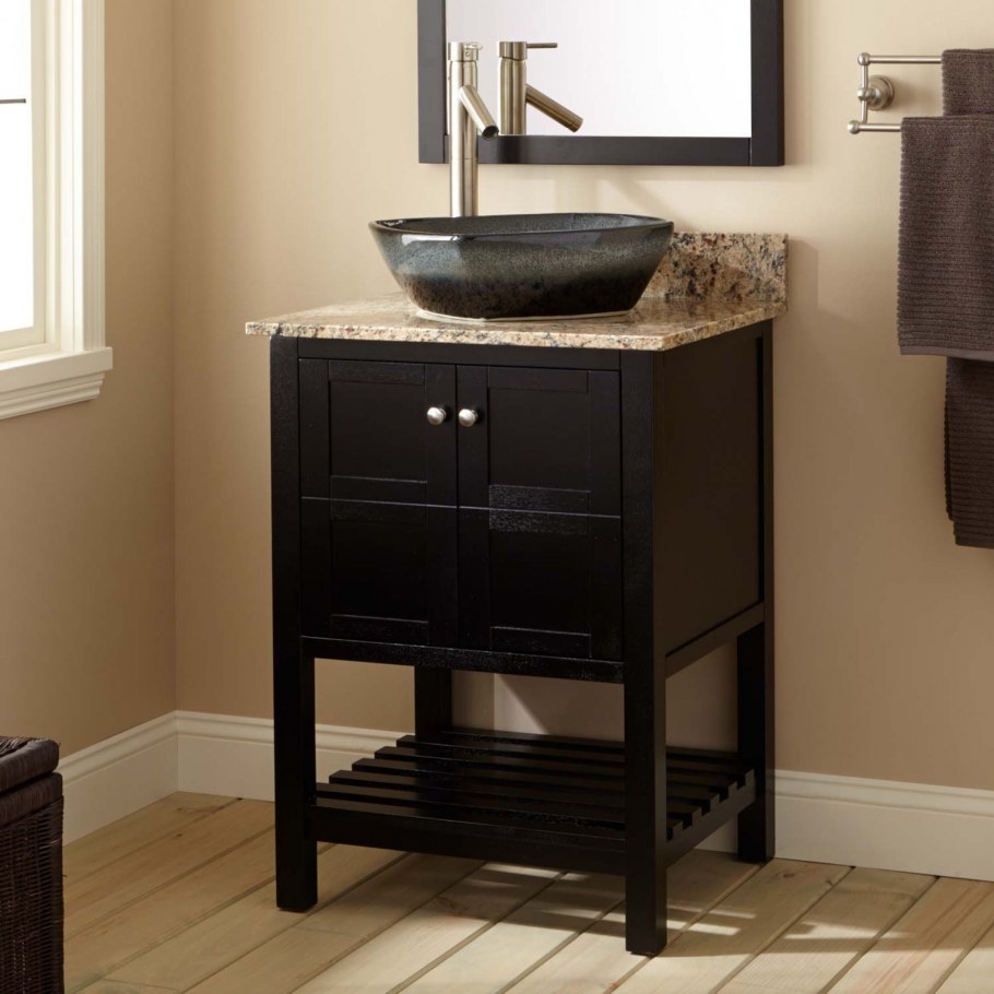 Тумбочка в ванную