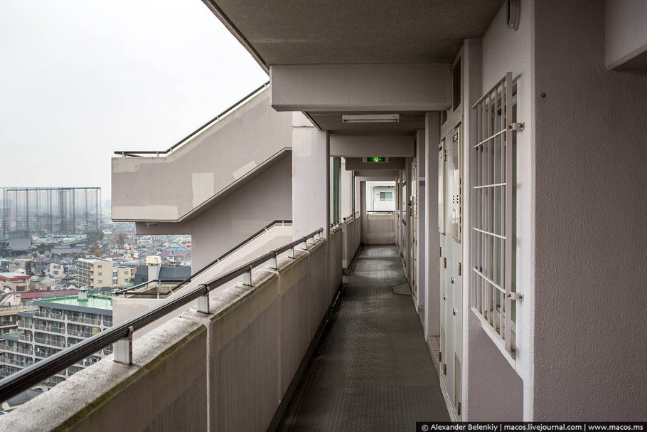 Многоквартирный дом в Японии