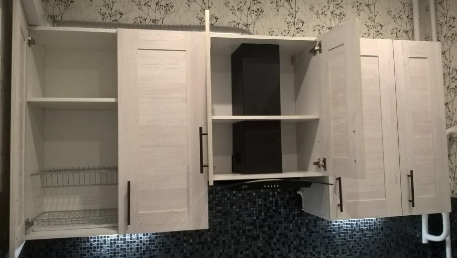 Сборка навесного кухонного шкафа Леруа Мерлен