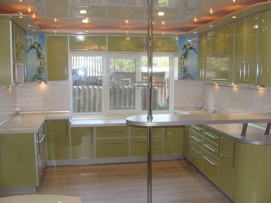 Интересные проекты кухонь