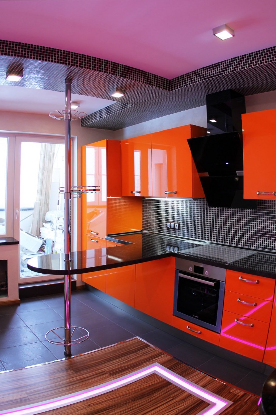 Точечные светильники на кухне