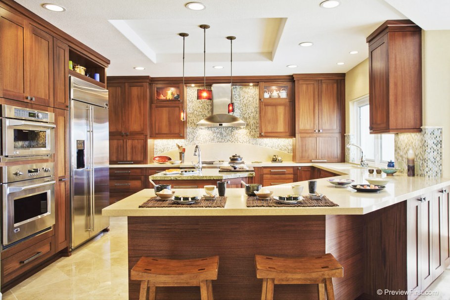 Необычные кухонные гарнитуры для маленькой кухни