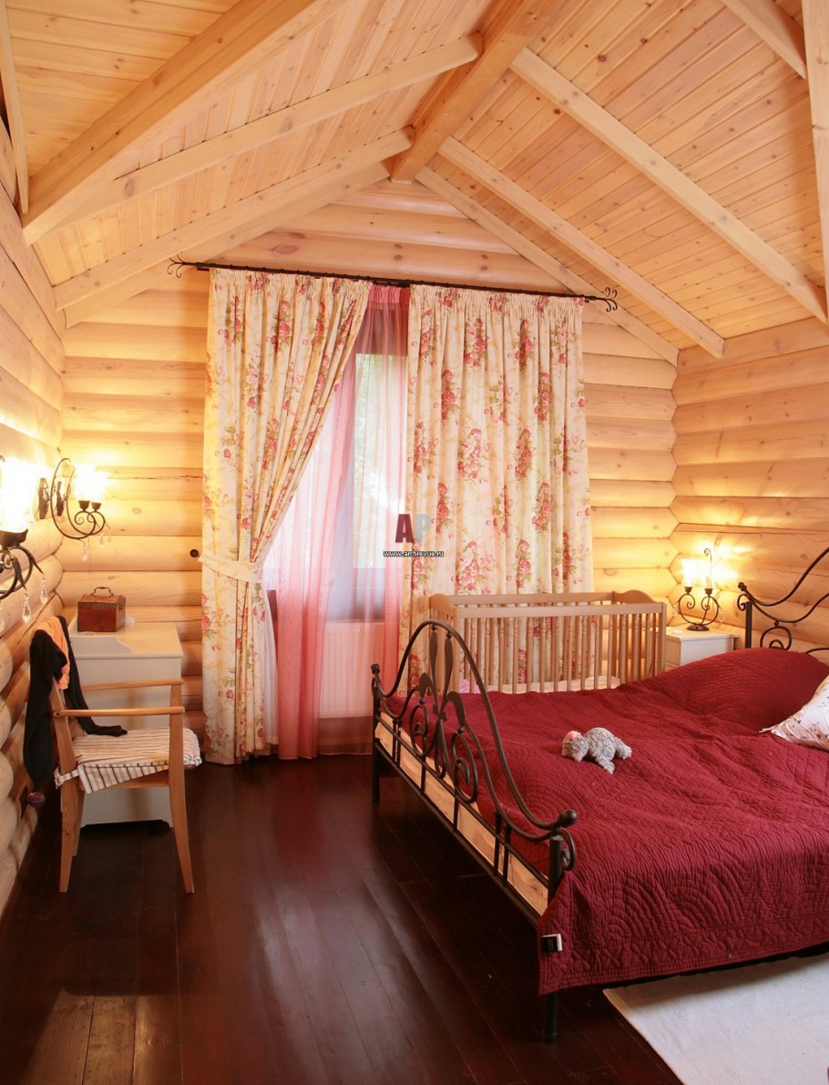 Спальня в дачном домике