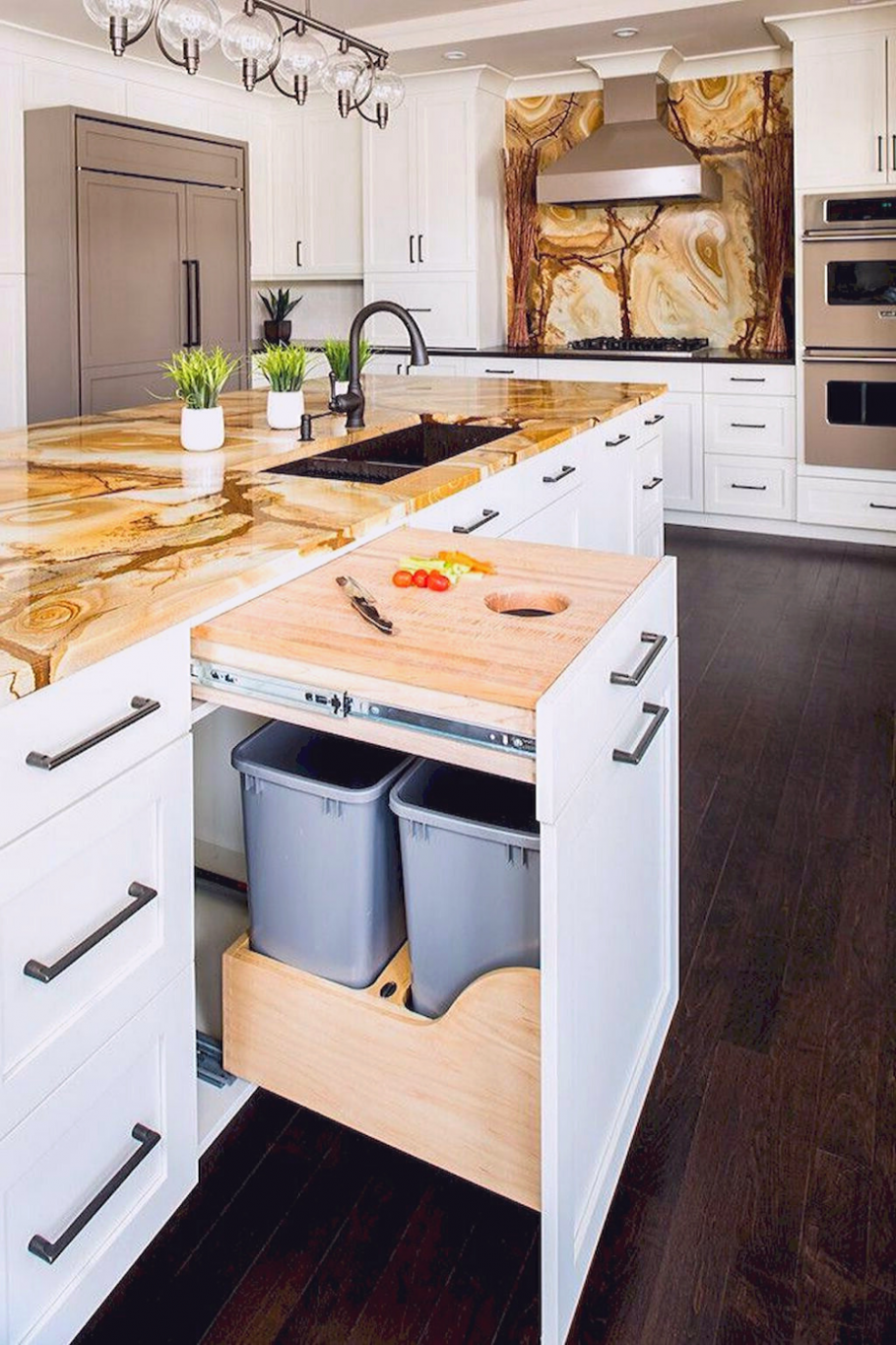 Практичная кухня