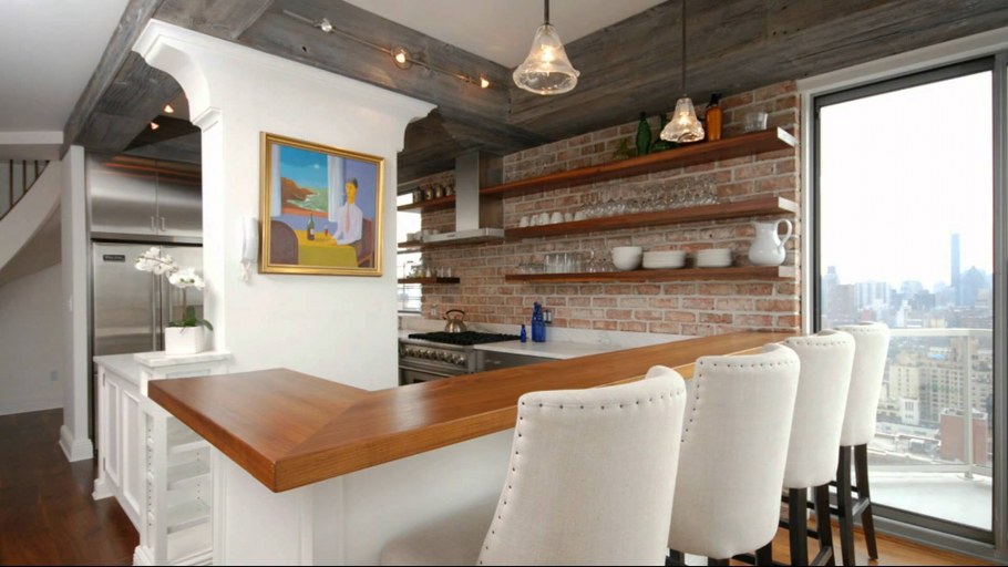 Кирпичная барная стойка на кухне