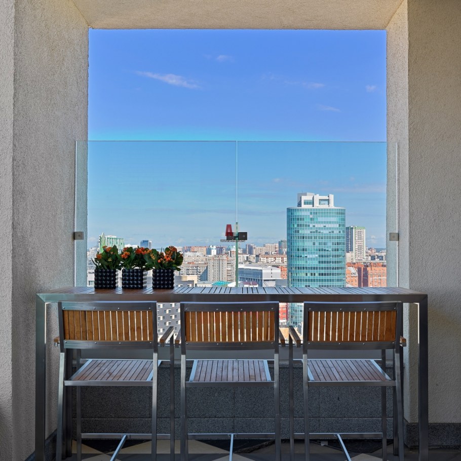 Деревянная барная стойка