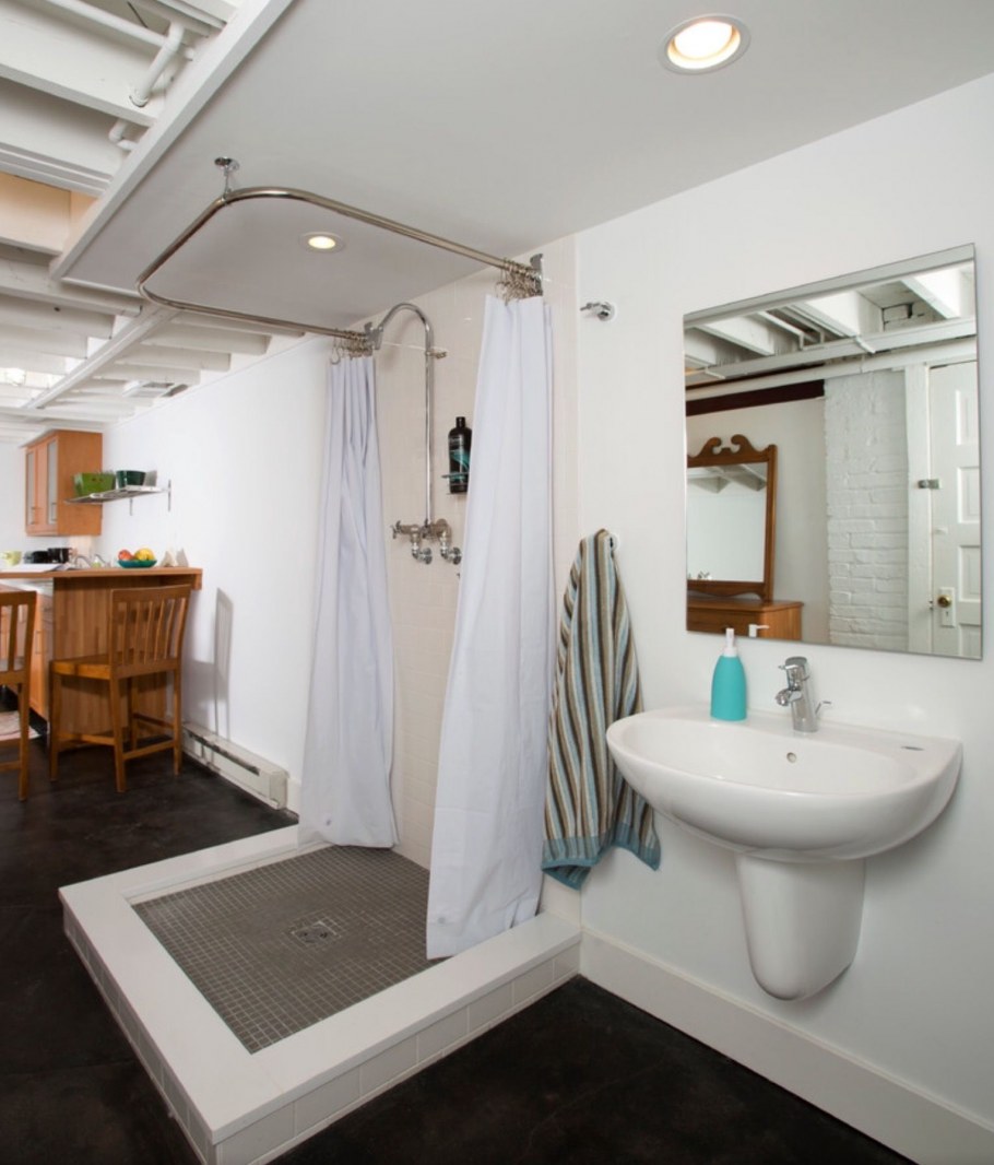 Санузел на цокольном этаже