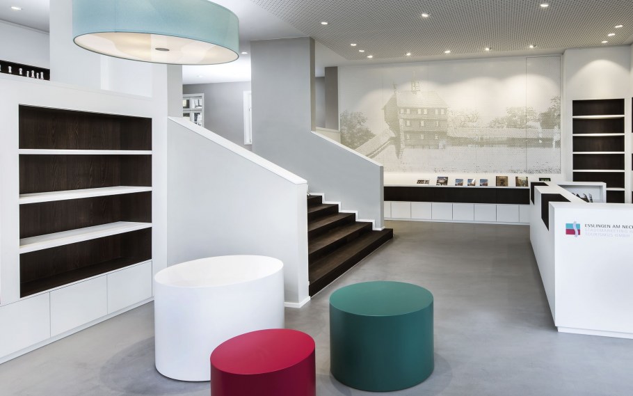 Дизайнер коммерческих интерьеров