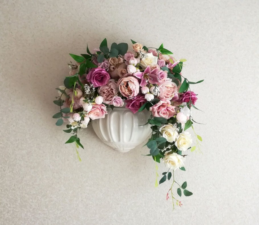 Настенные цветочные композиции