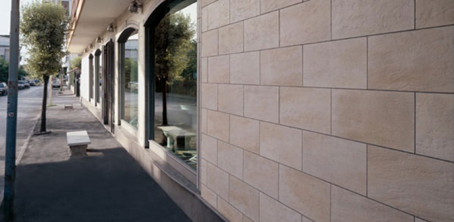 Гранит Травертино фасад