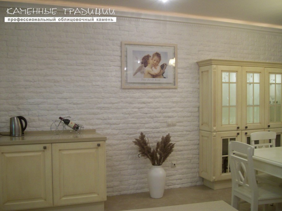 Декоративная штукатурка под белый кирпич