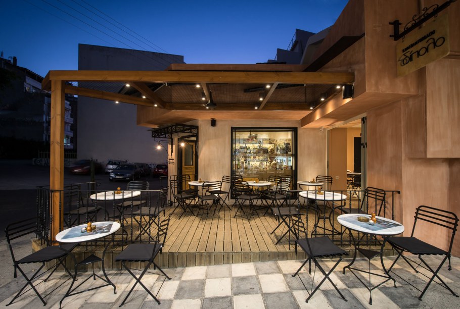 Кафе фасады с террасой