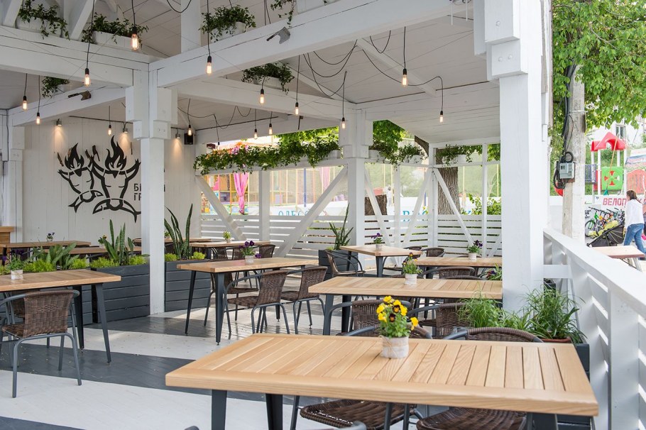 Декор летнего кафе